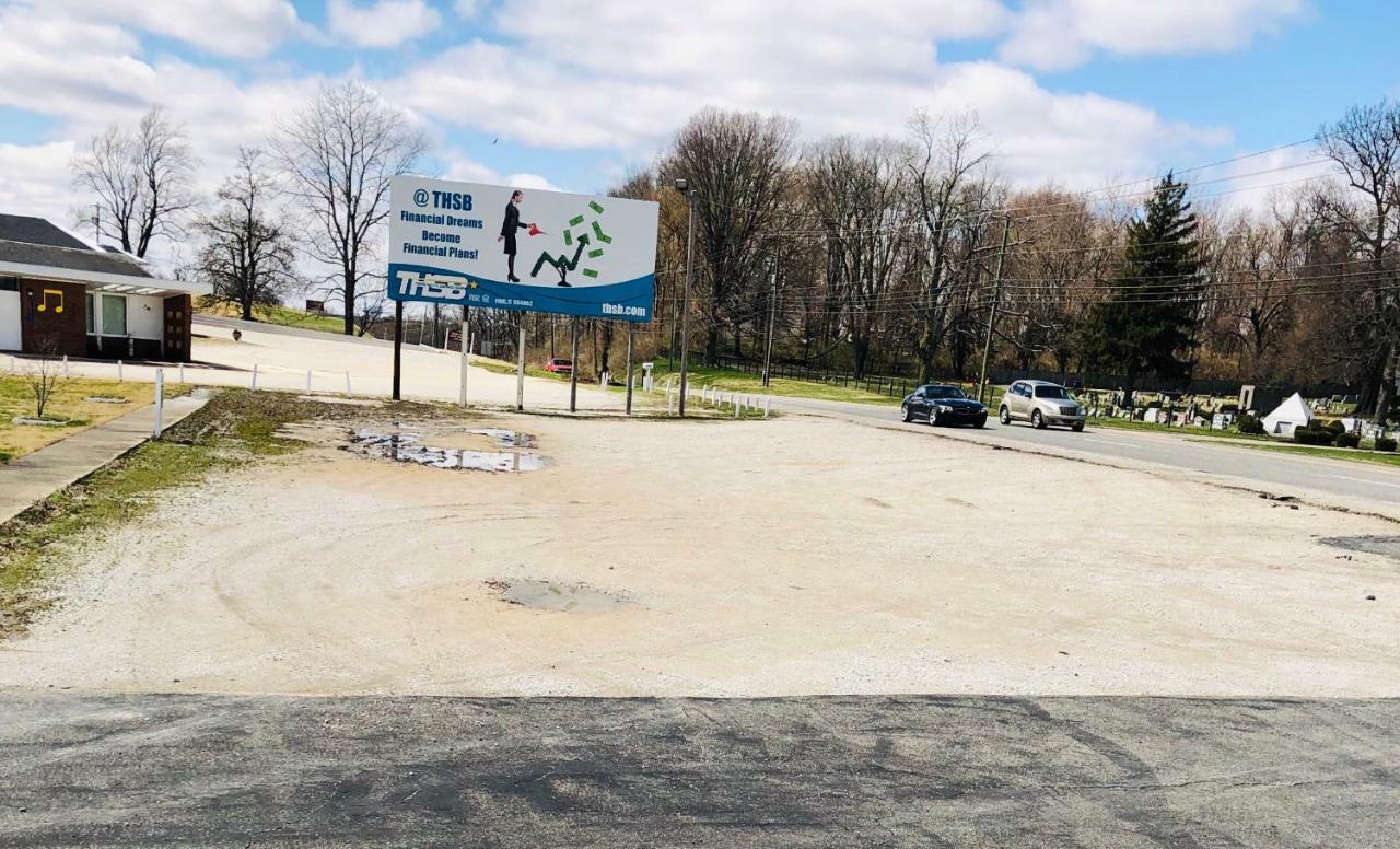 Woodridge Motel Terre Haute Exterior foto
